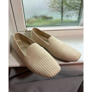 VIVAIA Square Toe Tan Beige Soft Fuzzy Loafers Women’s Size 37.5 NWOT!